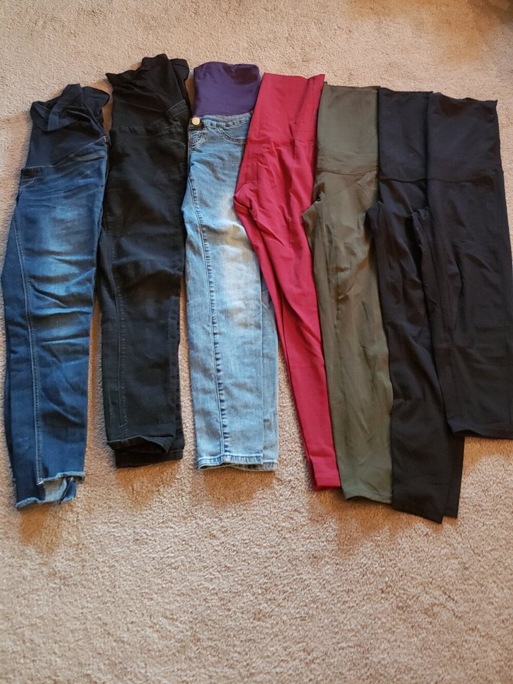 7 pairs of maternity pants jeans and yoga athletic pants